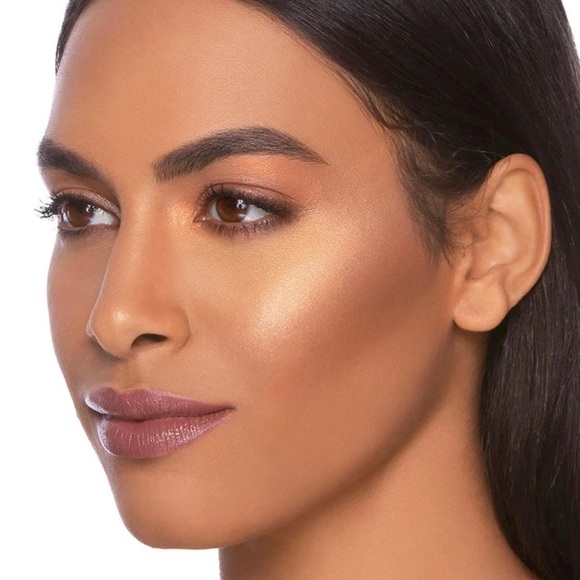 Too faced💖 - Picture 7 of 12